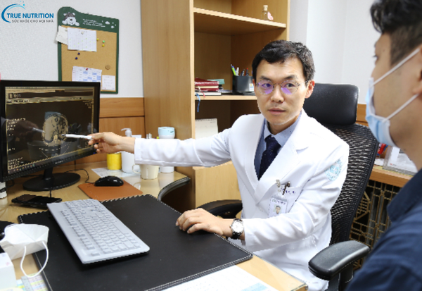 Bệnh viêm túi thừa là gì? Triệu chứng nhận biết và cách điều trị