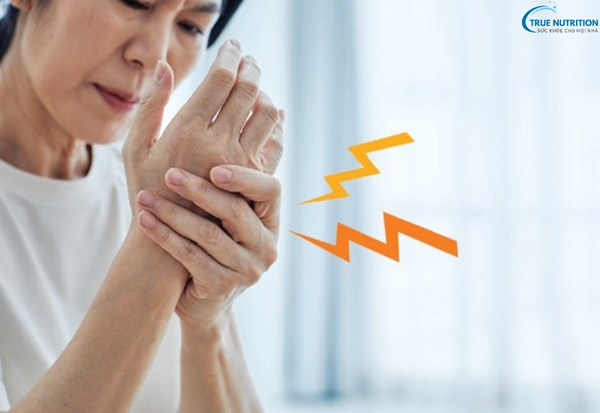 Bệnh Cổ Tay Bị Đau Lâu Ngày Không Khỏi: Nguyên Nhân Và Cách Xử Lý