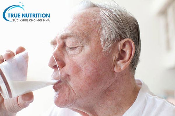 Có nên sử dụng sữa Ensure cho bệnh nhân ung thư hay không?