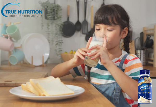 Sữa Ensure Nước Trẻ Em Có Uống Được Không? Khám Phá Lợi Ích Và Lưu Ý Quan Trọng!