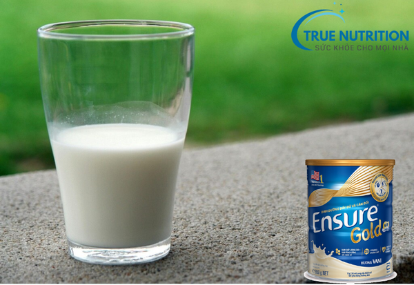 Sữa Ensure Gold Sản Xuất Ở Đâu? Nguồn Gốc Và Quy Trình Sản Xuất Của Dòng Sản Phẩm Dinh Dưỡng Nổi Tiếng Này