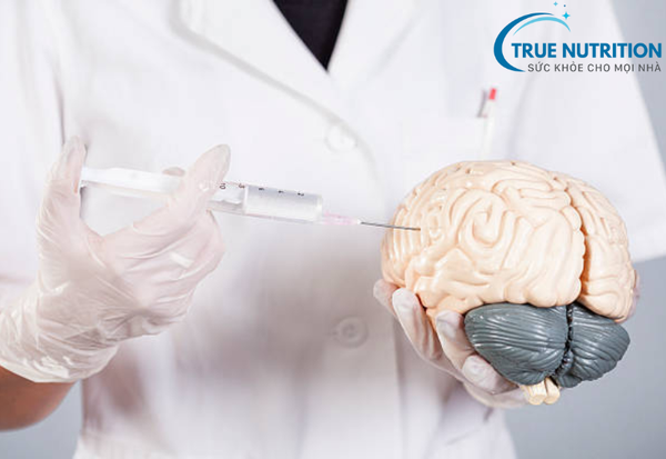 Tiêm Thuốc Bổ Não Có Sao Không? Lợi Ích, Rủi Ro Và Những Điều Cần Lưu Ý