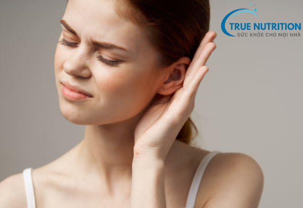 Bệnh viêm tai giữa: Dấu hiệu, nguyên nhân và cách điều trị