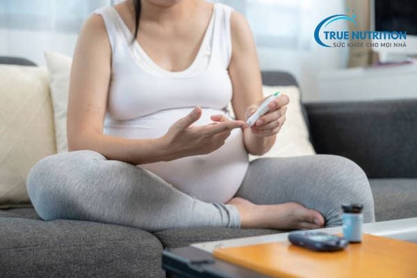 kiểm soát đường huyết hàng ngày với ngời mắc đái tháo đường thai kỳ
