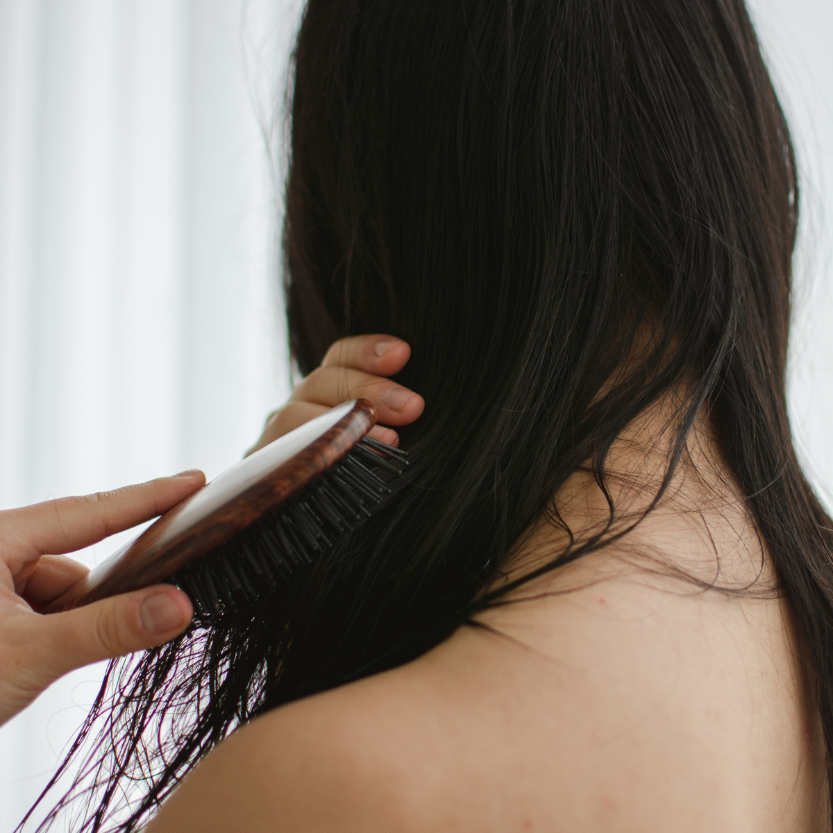 7 nguyên nhân khiến tóc bị bết mà chị em chưa biết