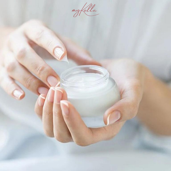Kem dưỡng ẩm cho da dầu mụn