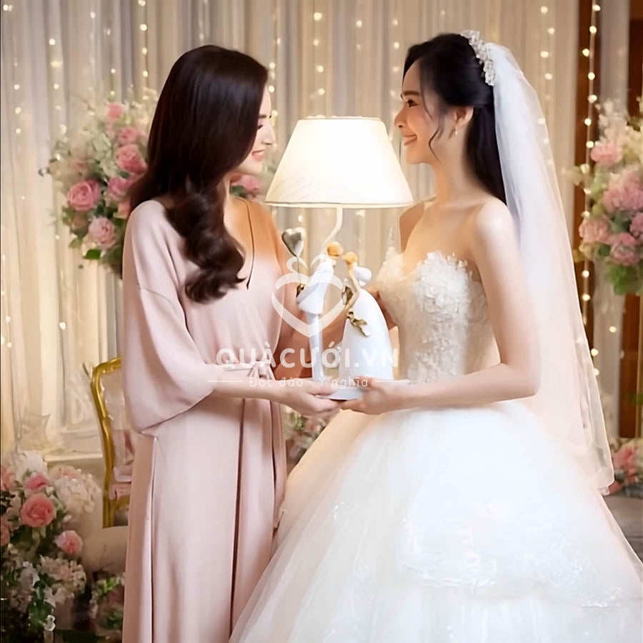 quà cưới đèn ngủ cô dâu chú rể