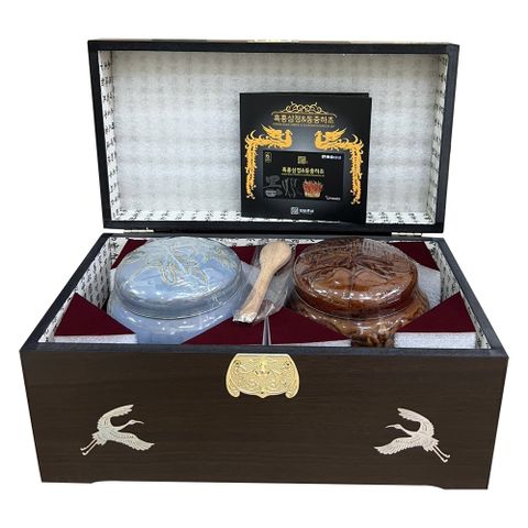 Bật Mí Quà Tặng Cho Bố Mẹ Hot Nhất 2024: Cao Hồng Sâm Linh Chi Achimmadang Hộp Gỗ 2 Hũ 500g