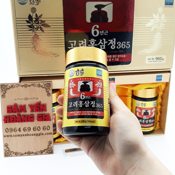 Cao hồng sâm 365 Hàn Quốc 6 năm tuổi 240g hộp 4 lọ 8809131336581
