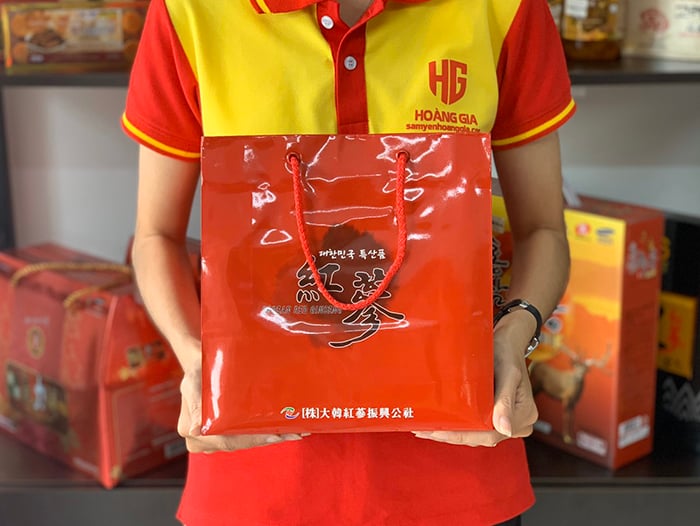 Cao hồng sâm linh chi Hàn quốc Pocheon hộp 2 lọ 240g sâm yến hoàng gia