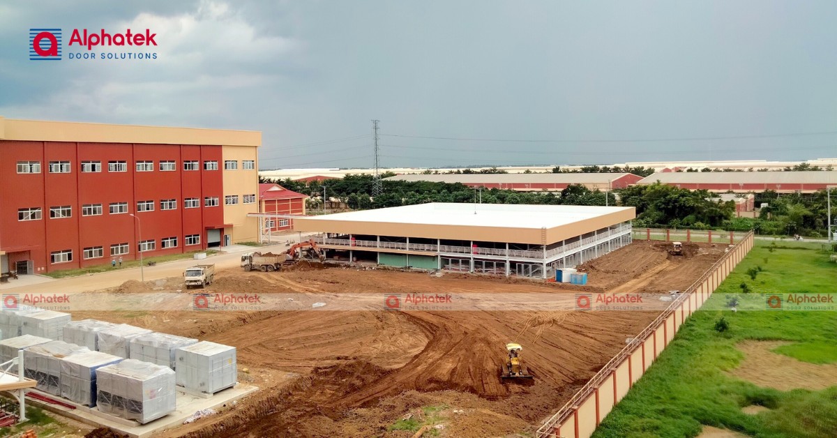 4.2 - alphatek.vn - Một góc nhà máy đang được xây dựng