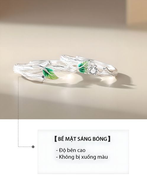 Cặp nhẫn bạc cho cặp đôi với thiết kế độc đáo, một chiếc đơn giản, một chiếc tinh xảo, biểu tượng của sự kết hợp hoàn hảo