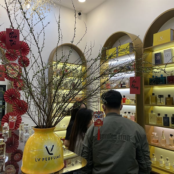 BẠN ĐÃ BIẾT TOP 5 CỬA HÀNG “THẾ GIỚI NƯỚC HOA ĐÀ NẴNG” CÓ TIẾNG