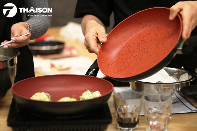 Chảo sâu lòng Fissler Sensored Wok của Đức