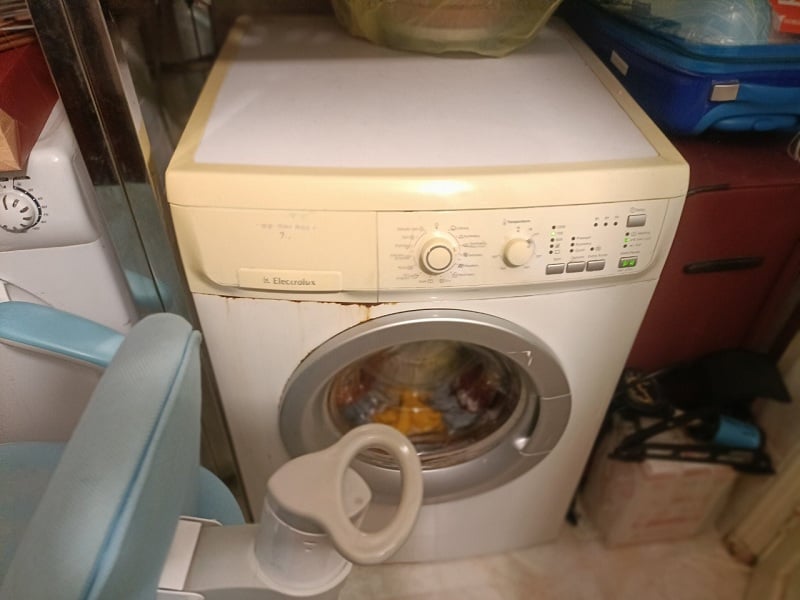 máy giặt bị rung lắc mạnh khi vắt 4