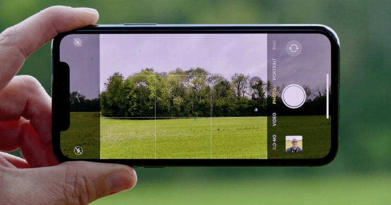 Hướng Dẫn Cách Bật Lưới Camera iPhone và Mẹo Chụp Ảnh Siêu Đẹp