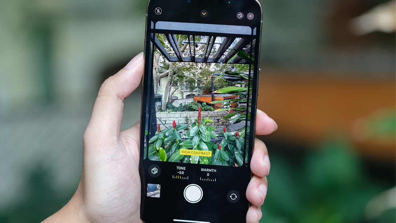 Top điện thoại iPhone chụp ảnh, quay video đẹp như máy ảnh chuyên nghiệp, đáng mua nhất 2024