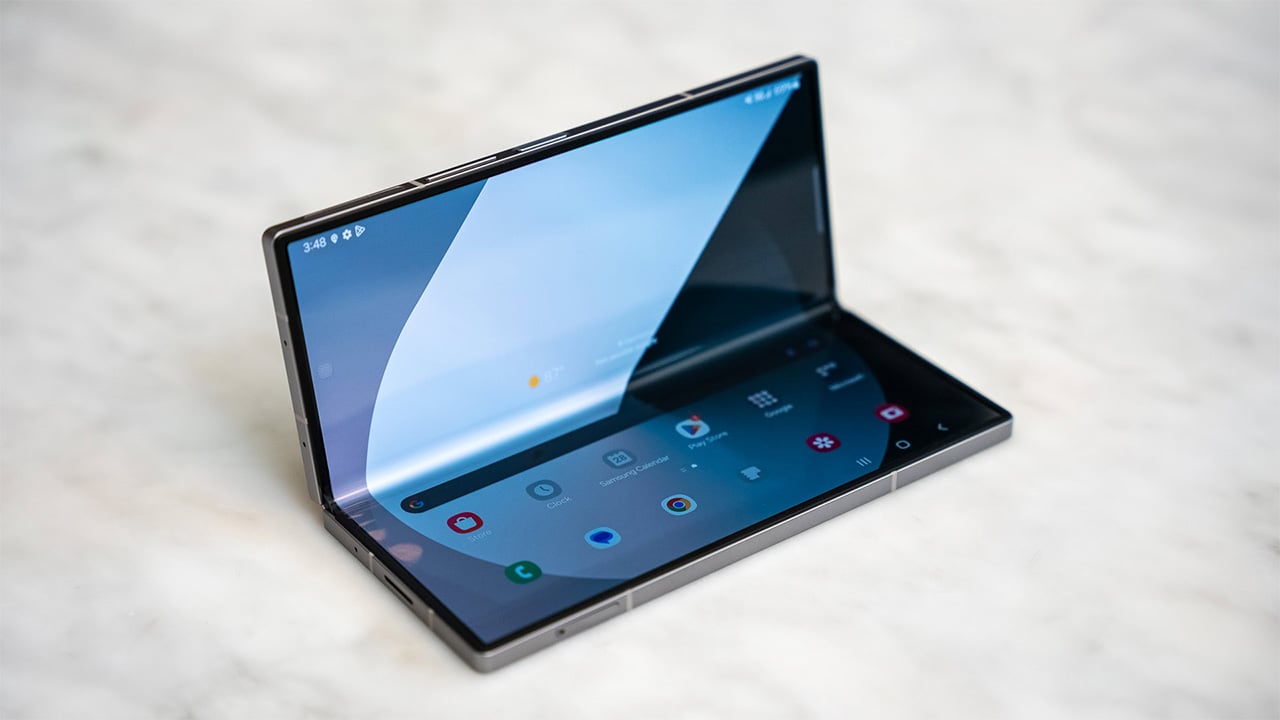 [TIN NÓNG] Galaxy Z Fold SE cháy hàng chỉ sau 5 phút mở bán