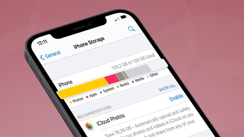 Làm sao khi điện thoại hết dung lượng iPhone?