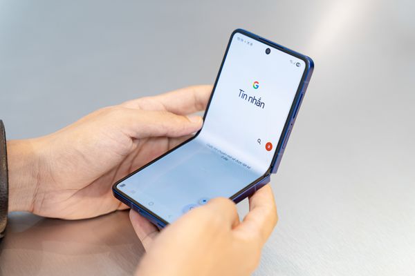 Samsung Galaxy Z Flip7 chính thức ra mắt