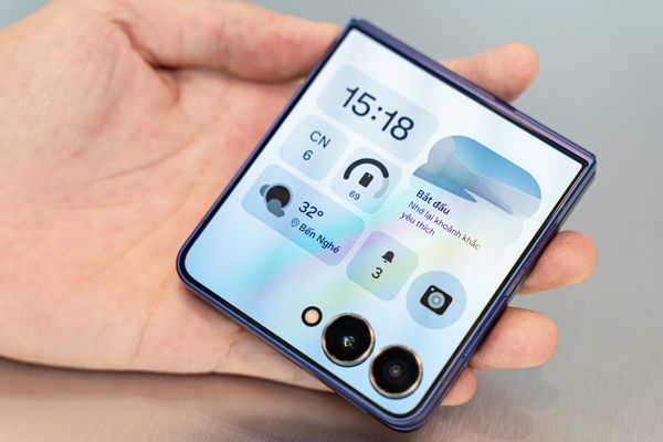 Samsung Galaxy Z Flip7 chính thức ra mắt