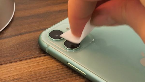 Nguyên nhân và cách xử lý lỗi camera iPhone bị đốm mờ hiệu quả