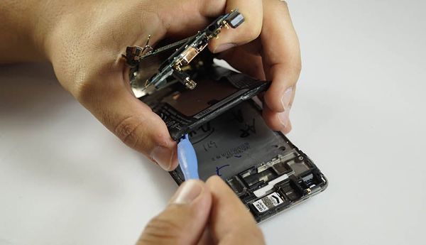 Cách Nhận Biết Pin Điện Thoại Cần Thay – Dấu Hiệu Và Giải Pháp