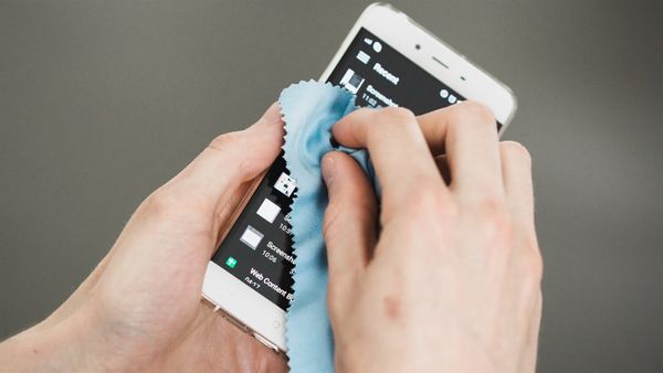 6 Việc Quan Trọng Cần Làm Trước Khi Bán Hoặc Cho Đi Điện Thoại Cũ -  Di Động 3 Tốt