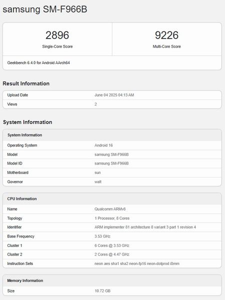 Hình ảnh quảng bá Galaxy Z Fold 7 với thông tin ngày ra mắt và giá bán dự kiến – thiết kế màn hình gập hiện đại, tone màu công nghệ cao, nổi bật thương hiệu Samsung.