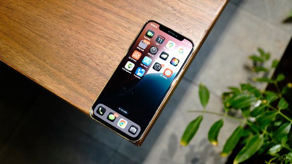 Nguyên Nhân iPhone Chạy iOS 18 Bị Nóng Máy