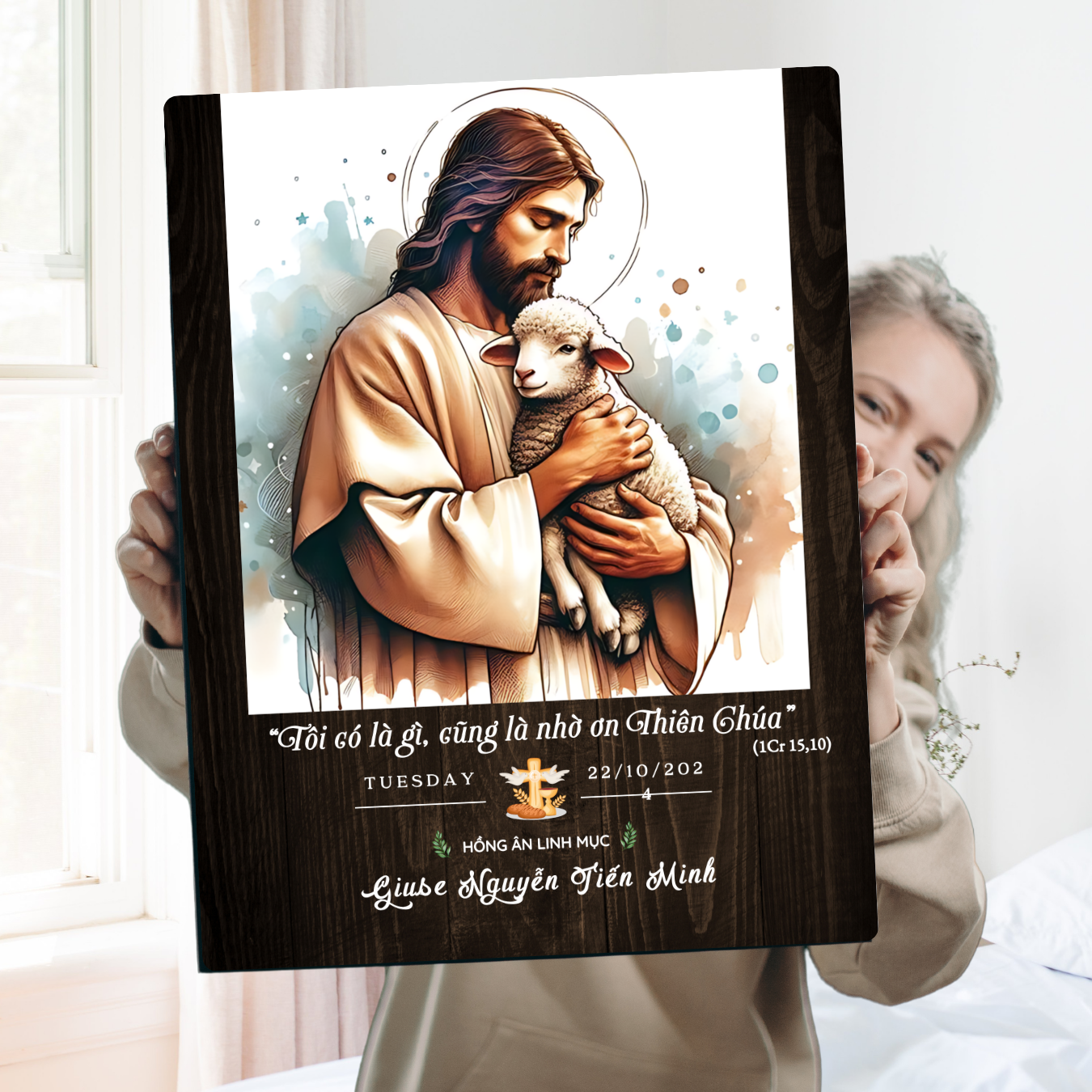 Tranh Gỗ Thiết Kế Cá Nhân Hóa: Quà Tặng Ý Nghĩa Cho Linh Mục