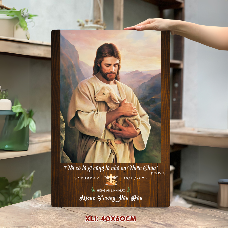 Quà Tặng Cho Linh Mục: Gợi Ý Ý Nghĩa Cho Ngày Hồng Ân Và Sứ Mệnh Thánh Hiến