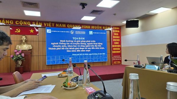 Hội Công nghệ cao TP.HCM đóng góp ý kiến xây dựng TP.HCM thành trung tâm dịch vụ hiện đại