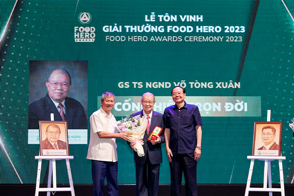 Giáo sư Võ Tòng Xuân, Food Hero 2023 - Tôn vinh 