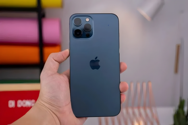 iPhone 12 Pro Max cũ giá bao nhiêu