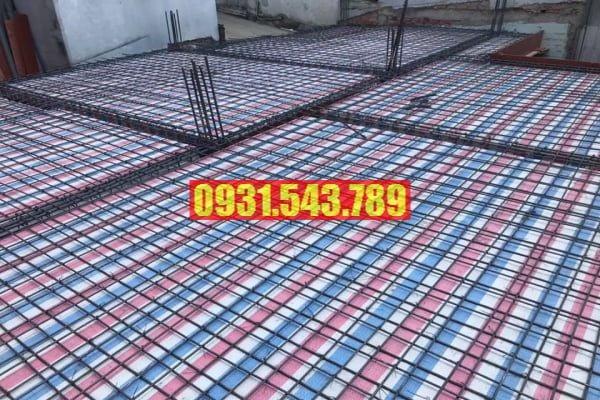 Bạt sọc 3 màu khổ 4mx50m - Bạt sọc 3 màu giá rẻ. Lh 0931.543.789