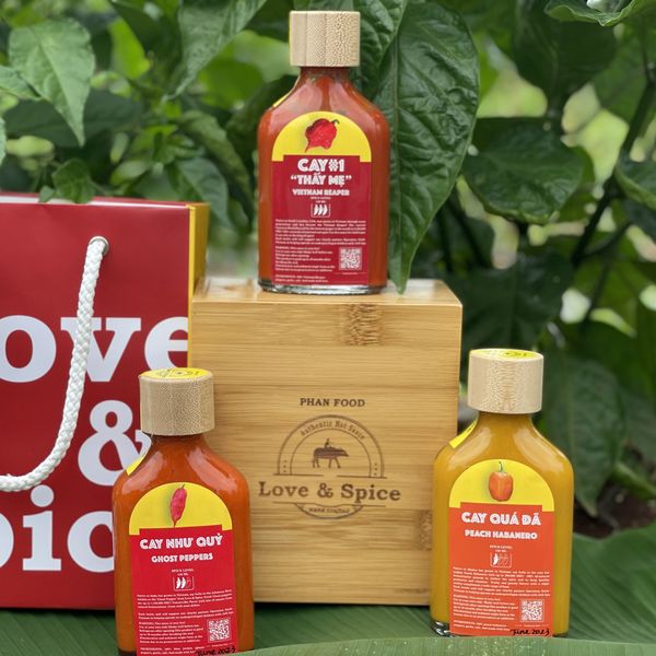 BẬT MÍ NGUYÊN LIỆU TƯƠNG ỚT SIÊU CAY LOVE & SPICE