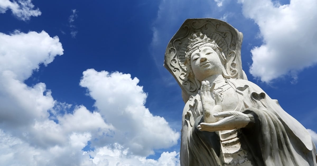 122.3 - hinhthophaleviet.com - Sự tượng trưng và tinh thần của tượng Phật Bà Quan Âm