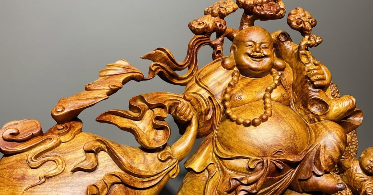113.3 - hinhthophaleviet.com - Điểm nhấn tâm linh độc đáo của tượng di lạc bằng gỗ