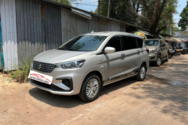 Dòng xe 7 chỗ Suzuki Ertiga 1.5MT - 2022