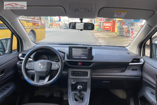 Nội thất Toyota Avanza Premio 1.5MT - 2023