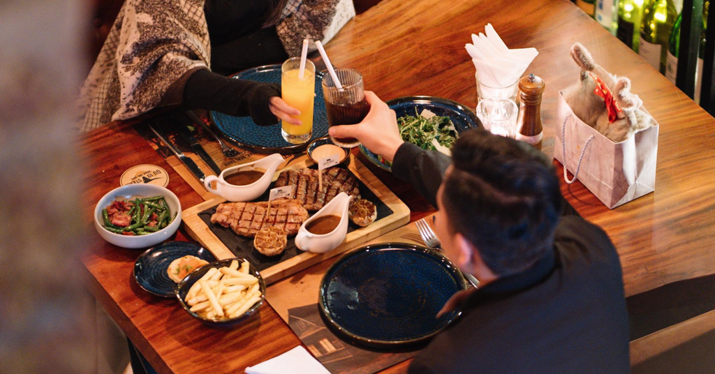 Những Lý Do Bạn Nên Chọn Nhà Hàng GU 19 Steak Cho Buổi Hẹn Quan Trọng?