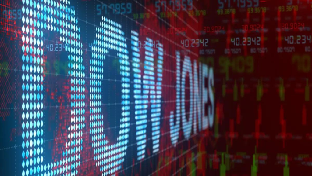 Dow Jones phá đỉnh lịch sử vào tháng 8, biến động mạnh đầu tháng 9