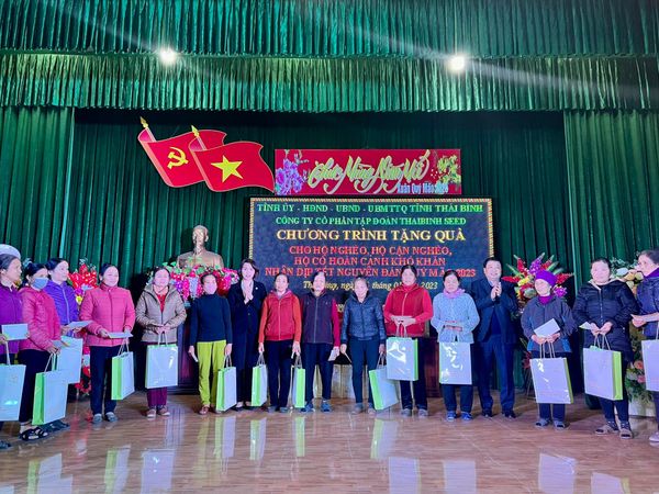 THAIBINH SEED TRAO 150 SUẤT QUÀ YÊU THƯƠNG ĐẾN CÁC HỘ NGHÈO TẠI HUYỆN THÁI THUỴ