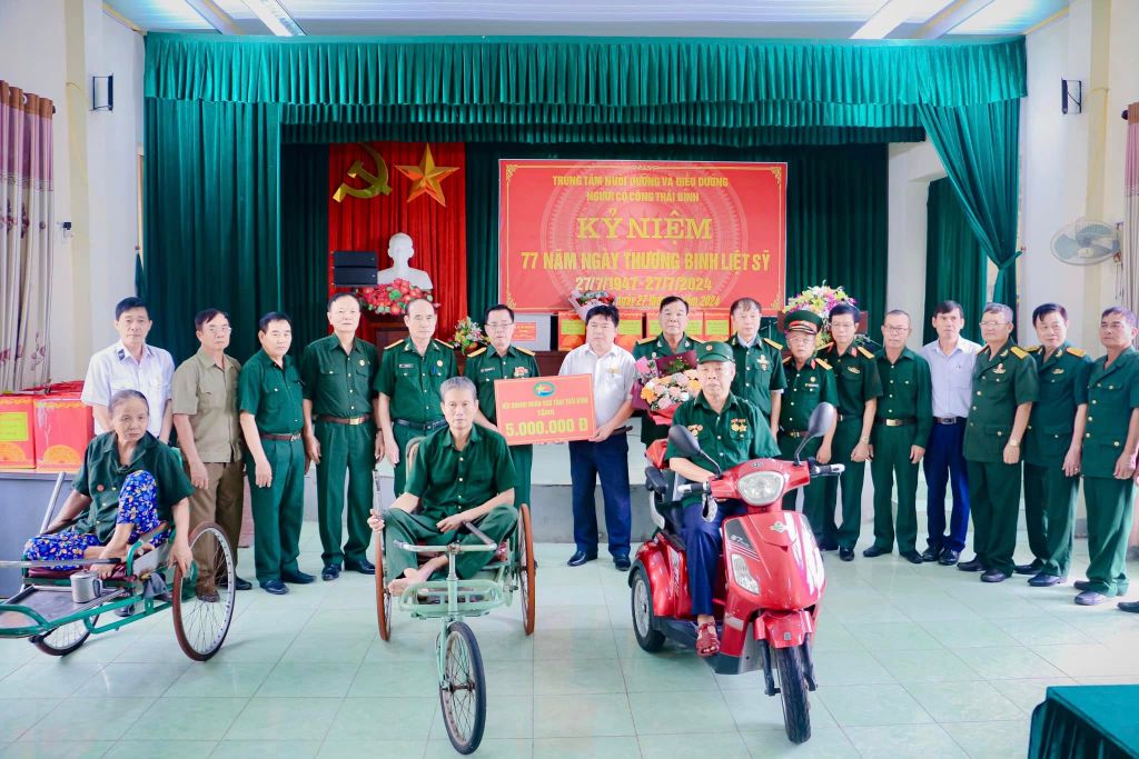 TRUYỀN THỐNG “UỐNG NƯỚC NHỚ NGUỒN” KỶ NIỆM 77 NĂM NGÀY THƯƠNG BINH LIỆT SỸ (27/7/1947 – 27/7/2024).