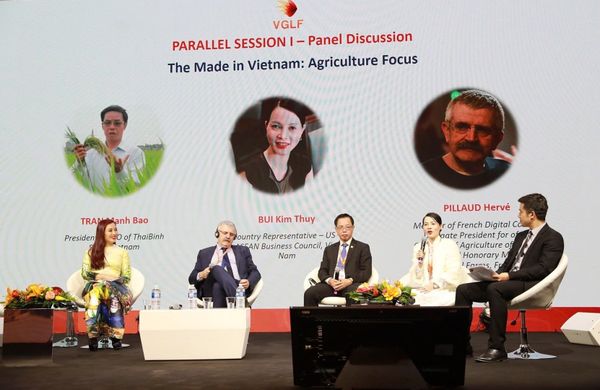 TÌNH YÊU ĐẶC BIỆT CỦA 'THUYỀN TRƯỞNG' THAIBINH SEED VỚI CÂY LÚA VIỆT NAM