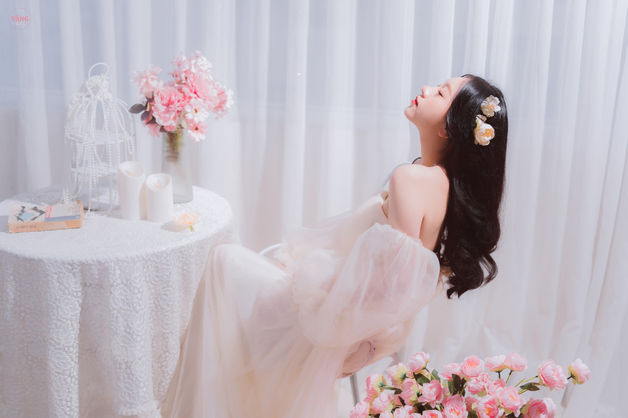 VÀNG STUDIO | EM XINH