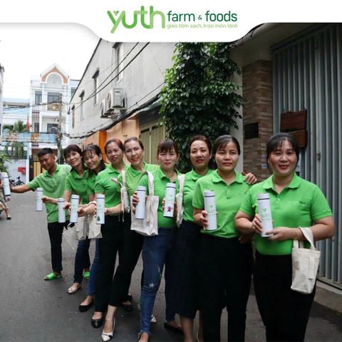 NHÂN VIÊN YUTH FARM & FOODS CÙNG HÀNH ĐỘNG BẢO VỆ MÔI TRƯỜNG SỐNG