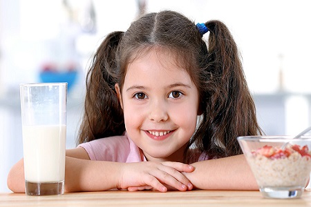 Vai trò của sữa bột trong việc hỗ trợ sự phát triển trí não