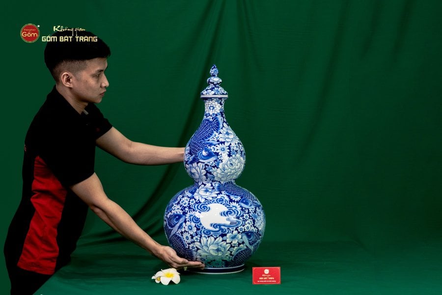 Bình Hồ Lô Hoa Ngư Tụ Khánh Lam Ngọc Bình An